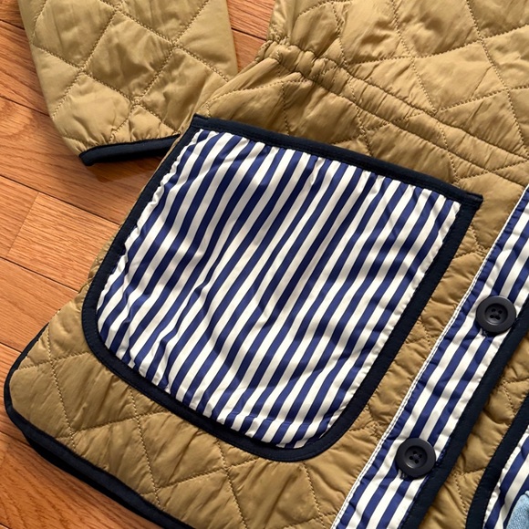 Women's Quilted Tan Jacket with Striped Pockets - Picture 4 of 10
